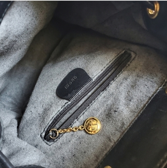 VINTAGE GUCCI Mini Leather Backpack Bamboo handle - Picture 6 of 16